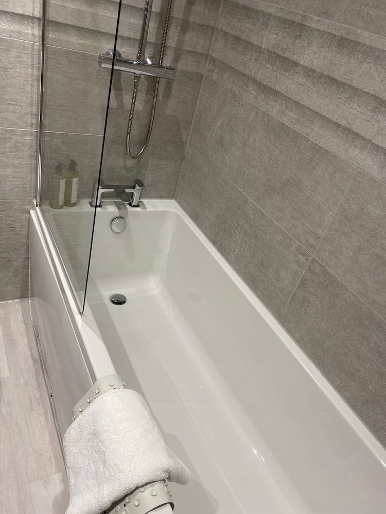 Tinto Hotel Standard Double or Twin Room 8