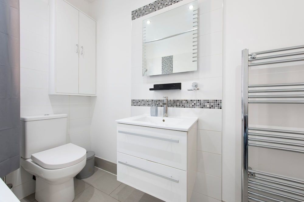 Gunnersbury Avenue Apartment 23