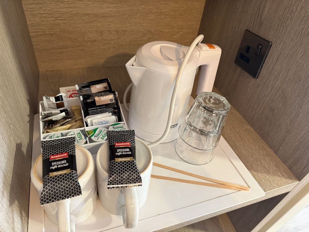 Durrant House Hotel Standard Twin Room 4