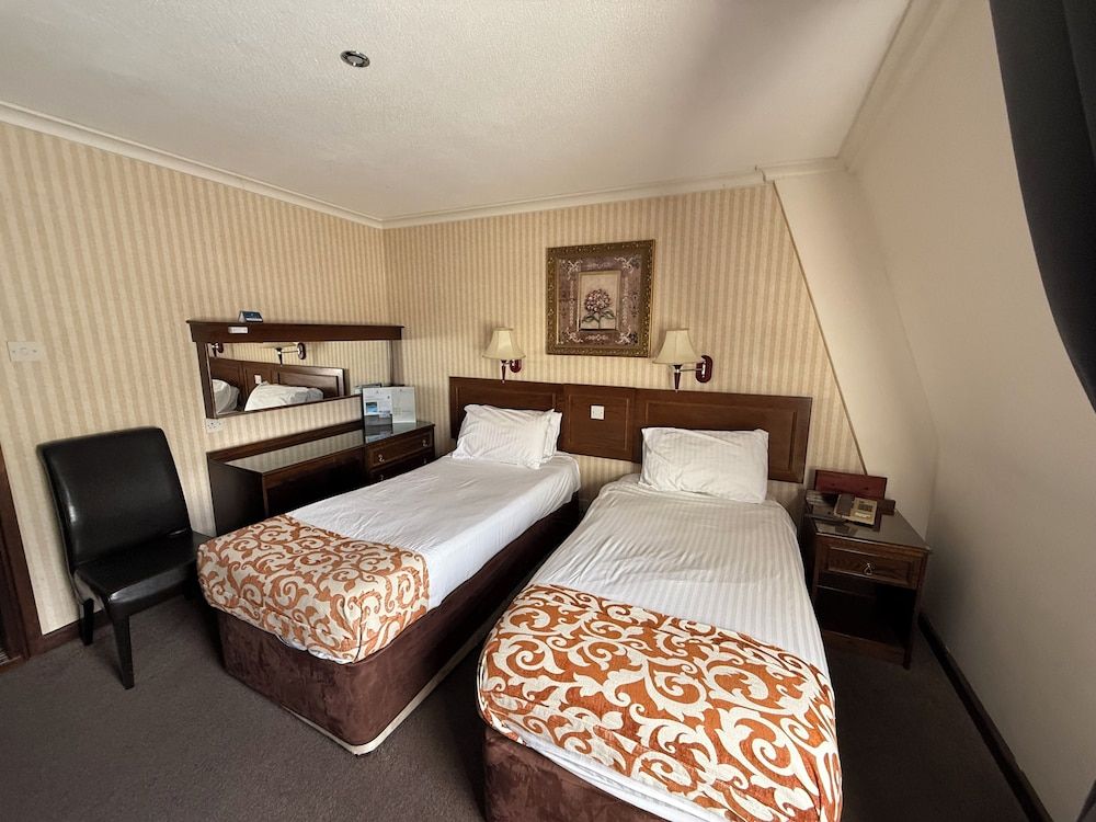 Durrant House Hotel Classic Twin Room 2