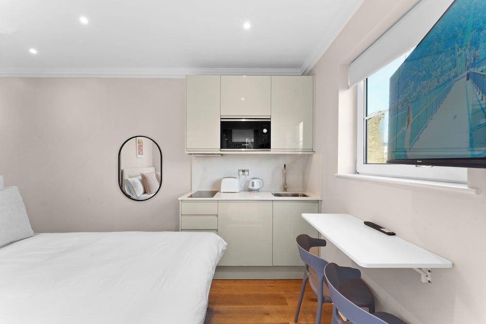 Apartment, City View