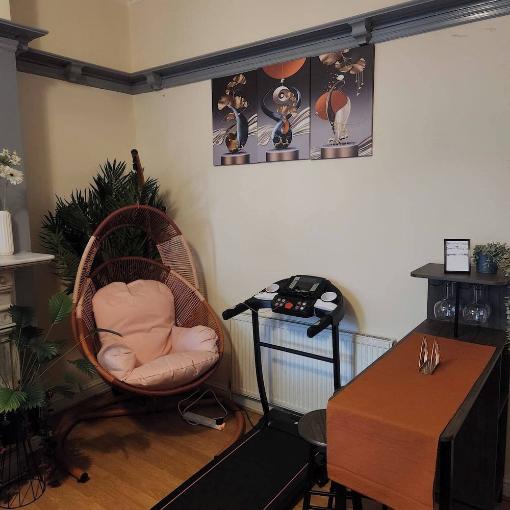 Charming Victorian Apartment in Central Wolverhampton Apartment, 1 Bedroom 31