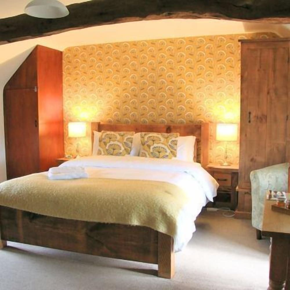 Dovestays Double Room (Maid Marion) 3