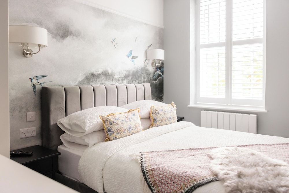 Pencelli Hotel Double Room, Mountain View 3