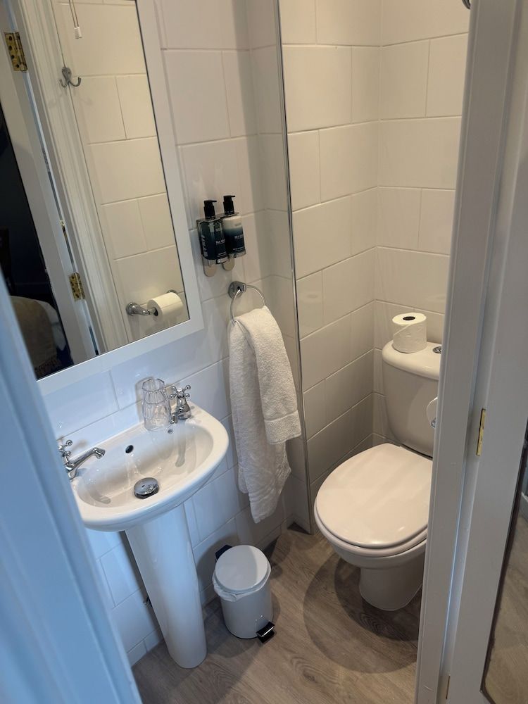 The Law Standard Single Room 7