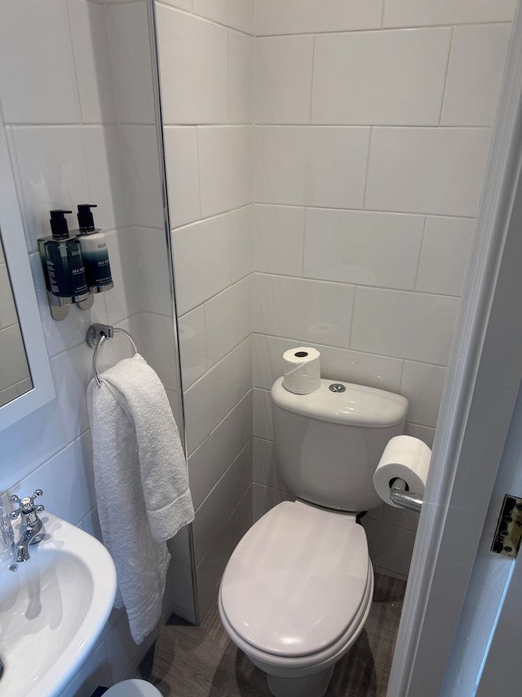 The Law Standard Single Room 5