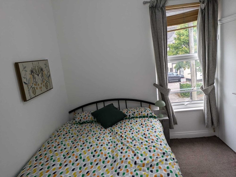 Coventry Central Roomz Double Room, Private Bathroom, City View 5