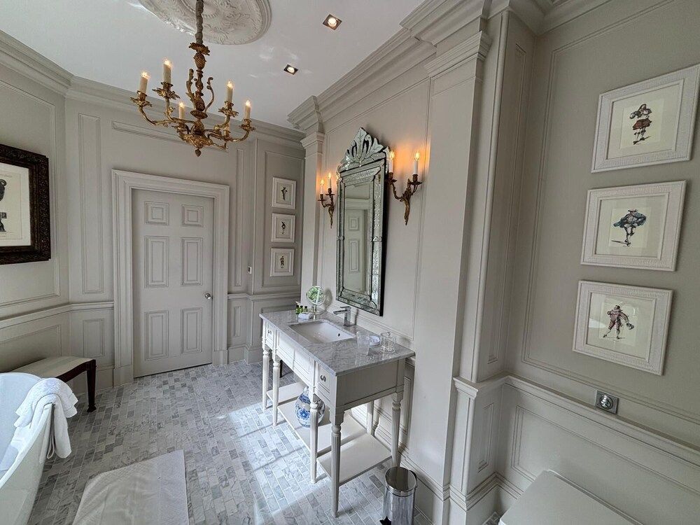 Park Hall Manor Luxury Suite, Ensuite, Lake View (Two Full Bath) 36