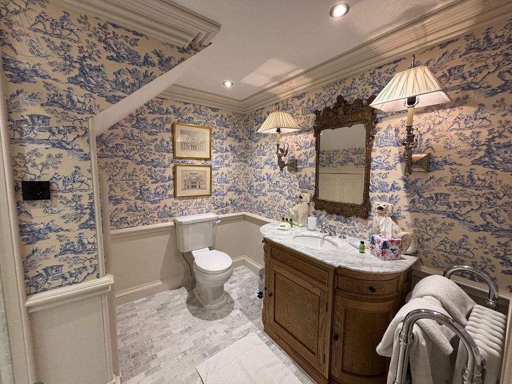 Park Hall Manor Luxury Suite, Ensuite 7