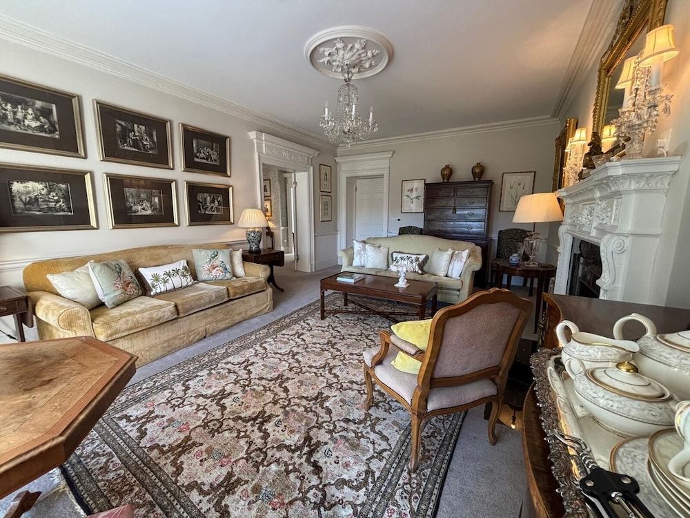 Park Hall Manor Luxury Suite, Ensuite, Lake View (Two Full Bath) 45