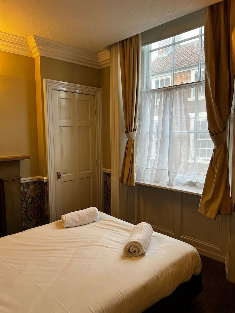 The Lairgate Hotel Standard Double Room 2