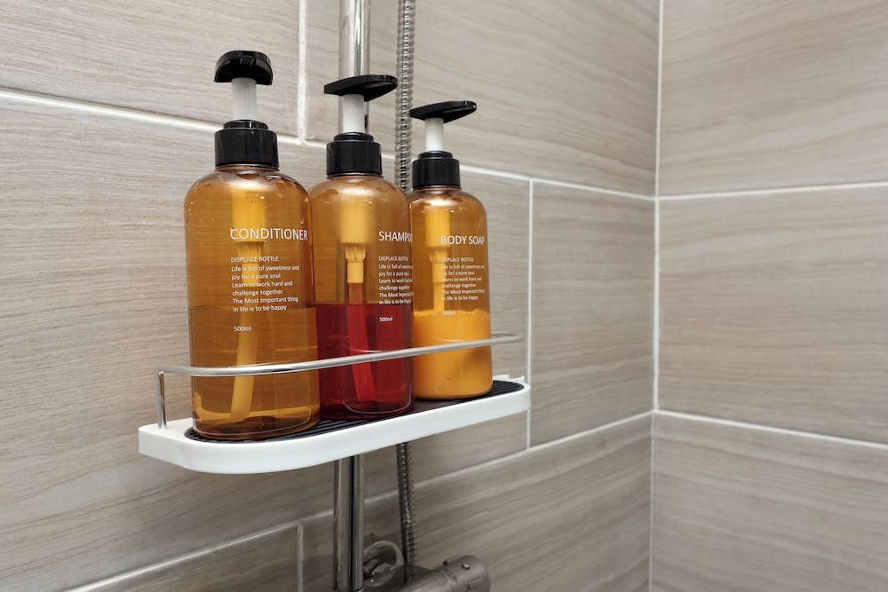 Cardiff Guesthouse & On-Street Parking Standard Double Room 13