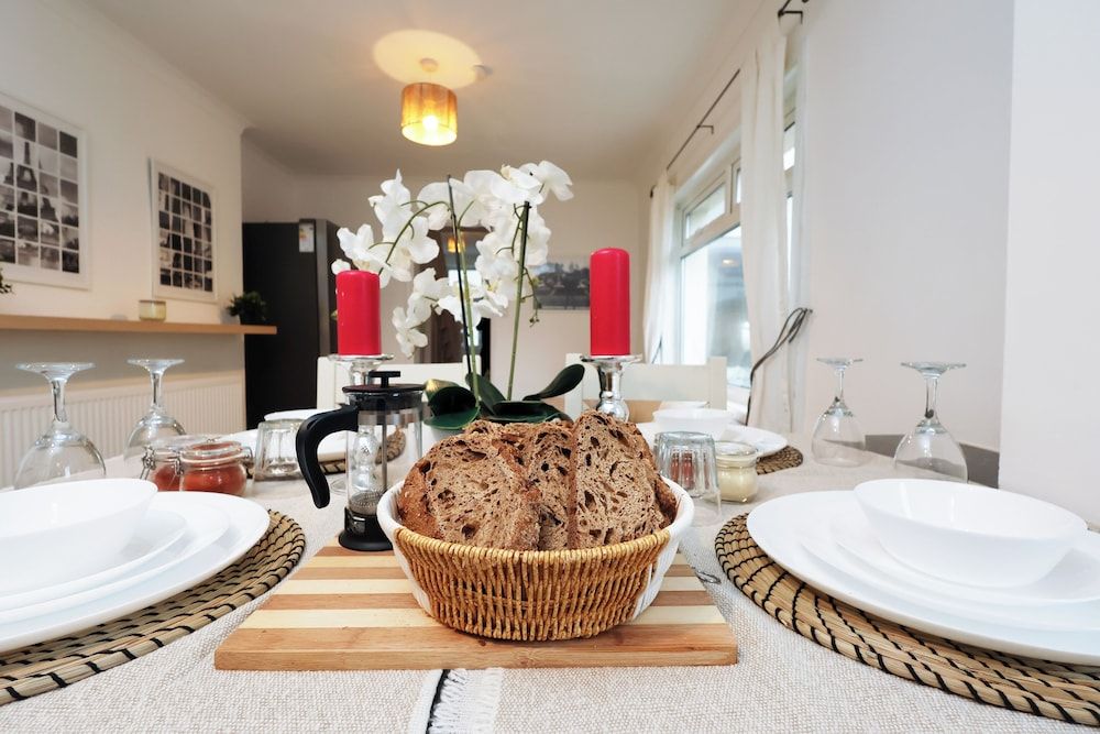 Cardiff Guesthouse & On-Street Parking Standard Double Room 18