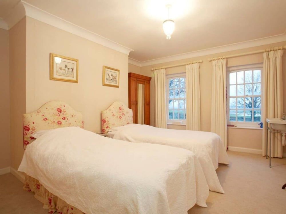 Stunning Hall Cottage Near York and Leeds Apartment 7
