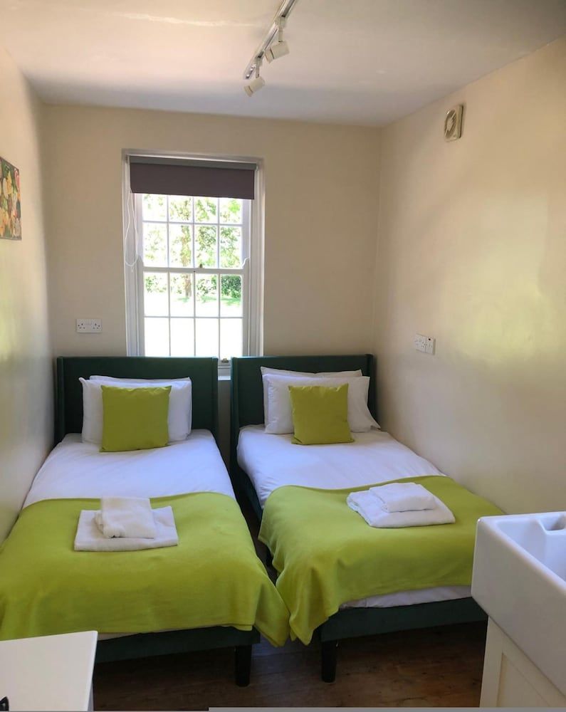 Stunning Hall Cottage Near York and Leeds Apartment 19