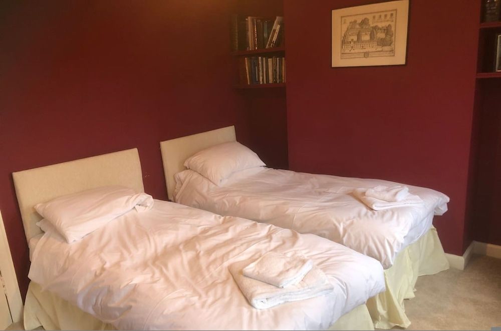 Stunning Hall Cottage Near York and Leeds Apartment 16