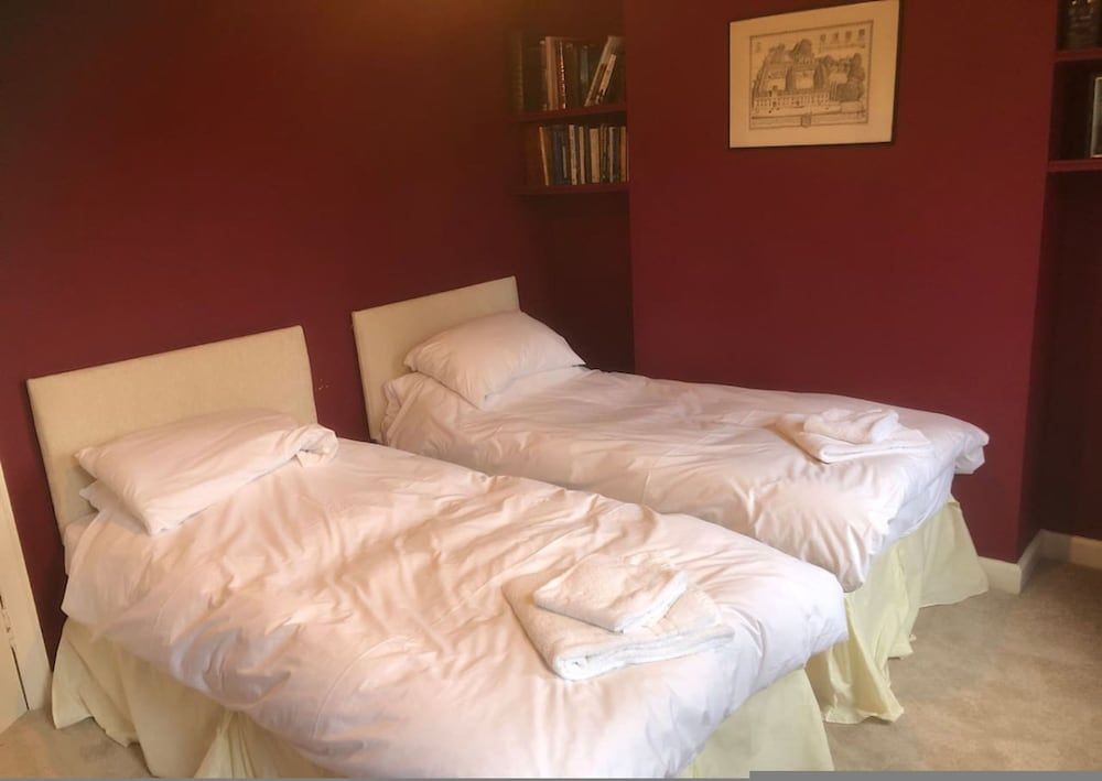 Historic Hall Wing nr York Leeds Free Hot tub House 33