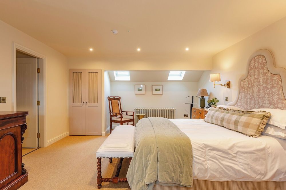 Three Acres Inn & Restaurant Deluxe Double Room 2