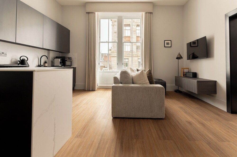 Moment Blythswood Street One-Bedroom Premium Apartment 14