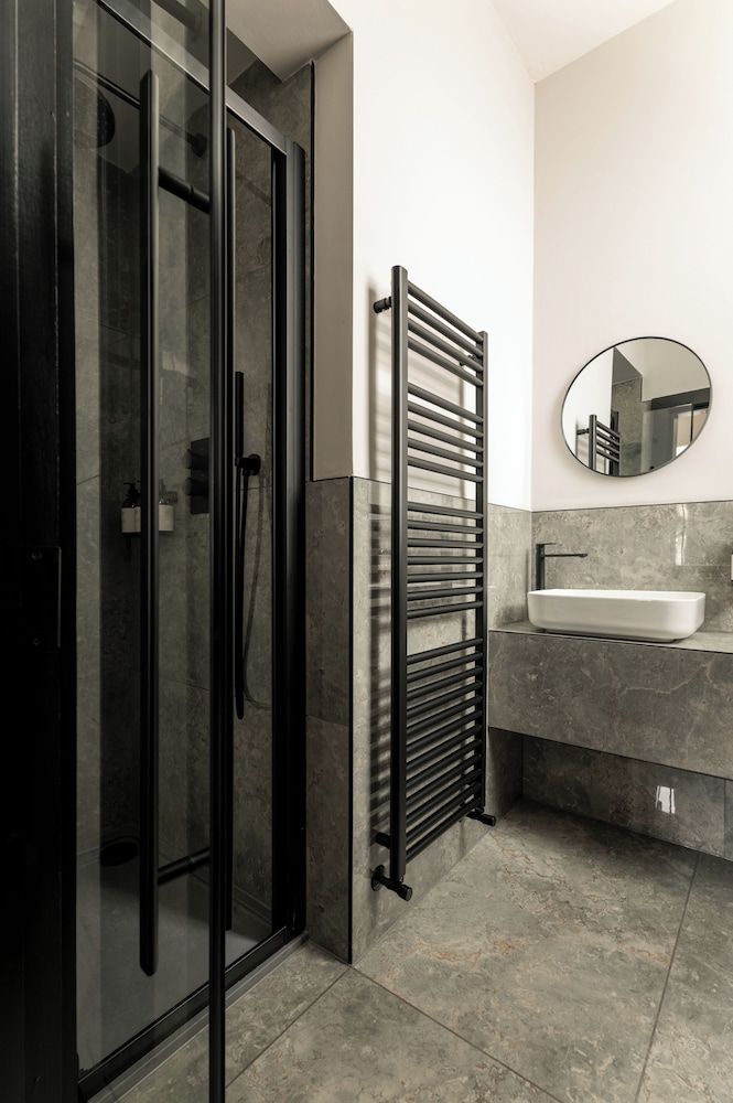 Moment Blythswood Street One-Bedroom Premium Apartment 21