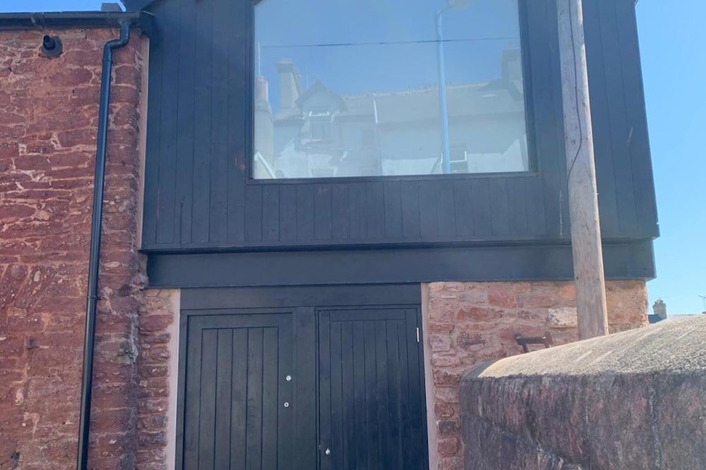 Seaside Escape Cottage in Paignton