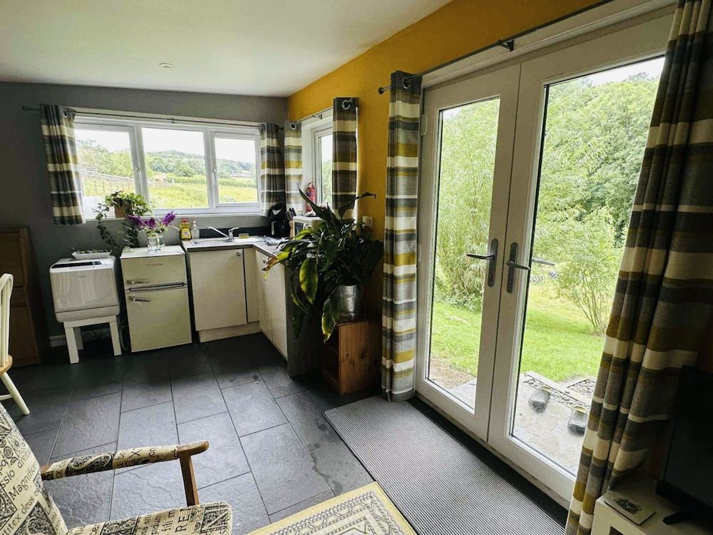 Lydvale Lodge in Lifton Studio 23