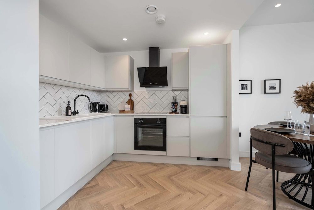 Cottonopolis Suite With 1 Bedrooms and 1 Bathrooms Apartment 4