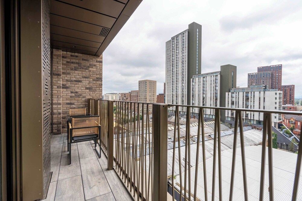 Cottonopolis Suite With 1 Bedrooms and 1 Bathrooms Apartment 19