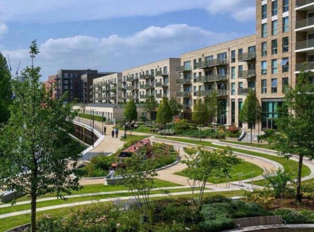 Central Wembley 2BR Modern Clean Connected