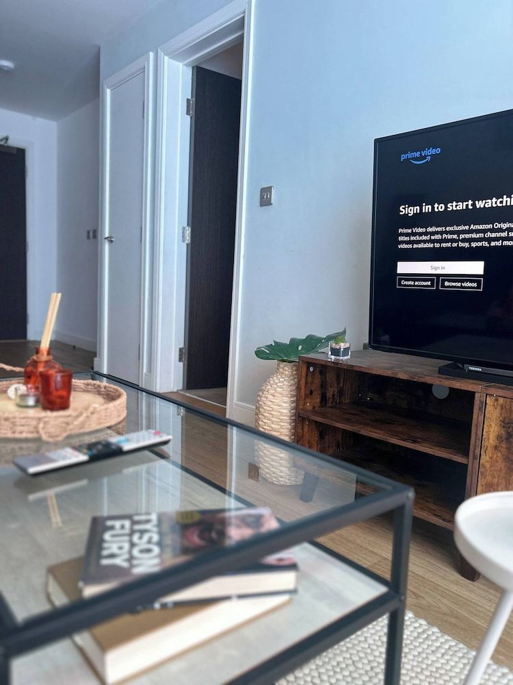 The Dyche - Central Manchester Spacious Apartment - Local Attractions Apartment, 1 Bedroom, City View 28