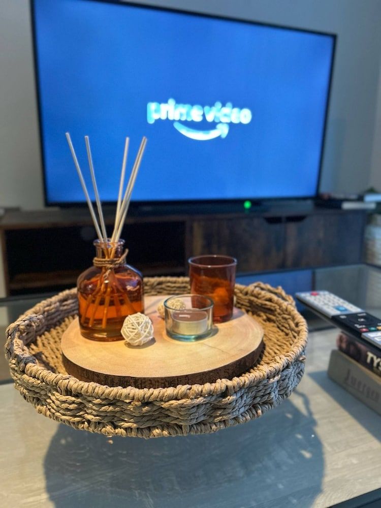 The Dyche - Central Manchester Spacious Apartment - Local Attractions