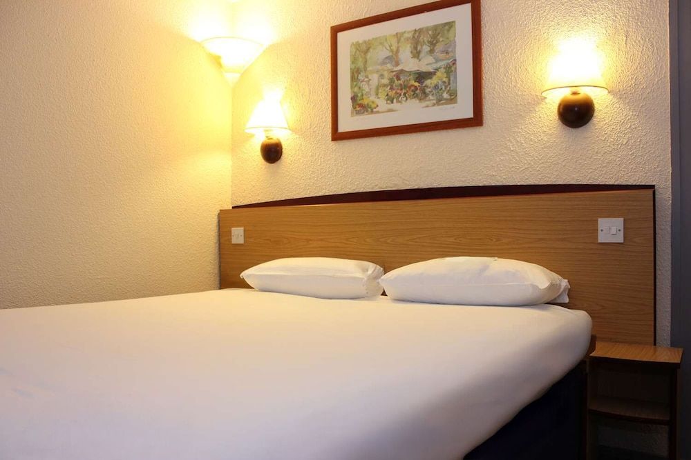 The Raceby Hotel Part of AG Collection Standard Double Room 2