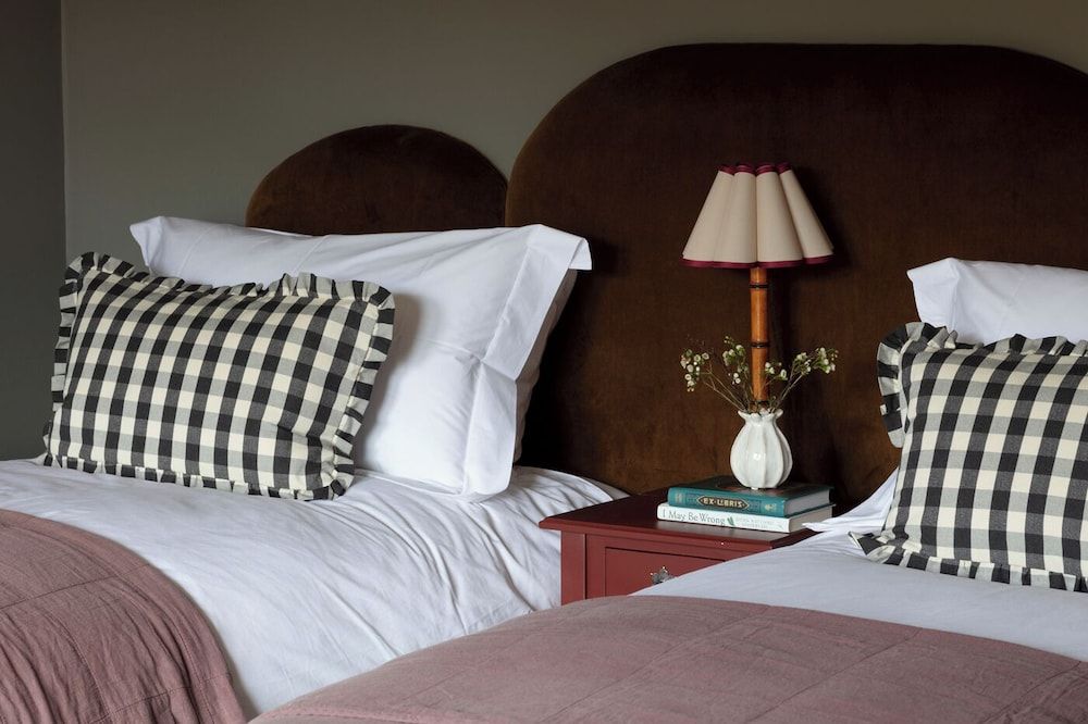 The Kirkstyle Inn & Sportsman's Rest Twin Room, River View 2