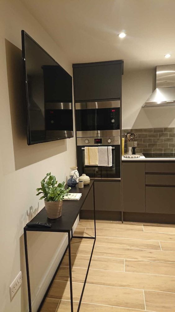 Eastfield Lodge Superior Apartment, Private Bathroom (The Holt) 7