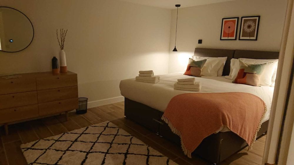 Eastfield Lodge Superior Apartment, Private Bathroom (The Holt) 3