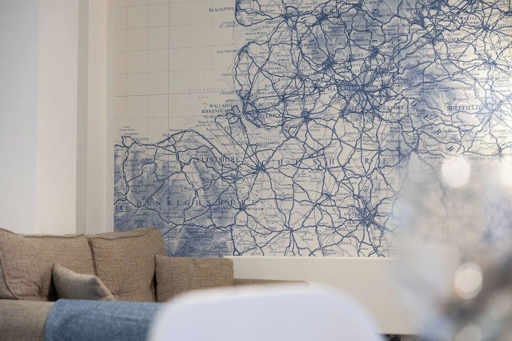 The Explorers Loft - Terrace - Central Manchester - Local Attractions - Parking Apartment, 2 Bedrooms, Accessible, Patio 17