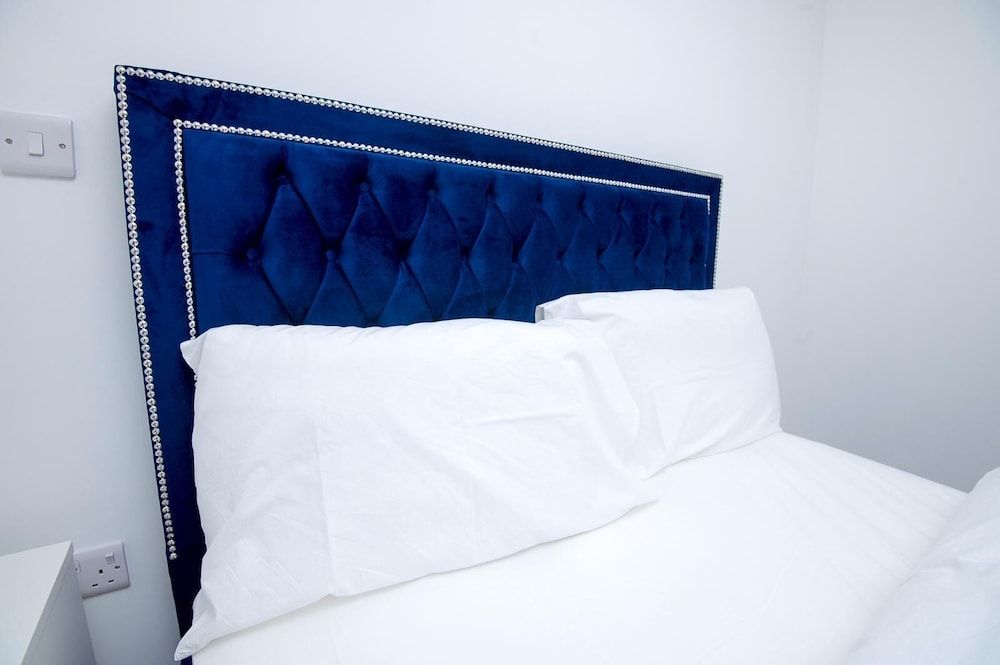 Opfa Property Luxury Penthouse, City View 3