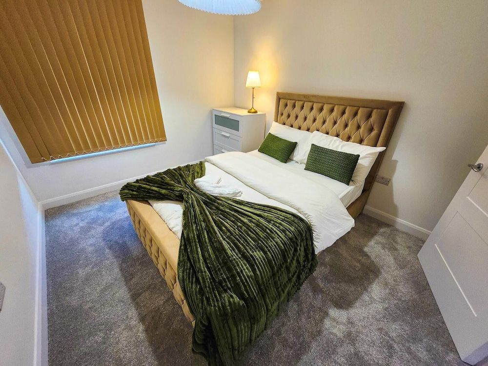 Opfa Property Luxury Penthouse, City View 6