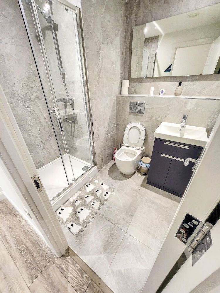 Opfa Property Luxury Penthouse, City View 31