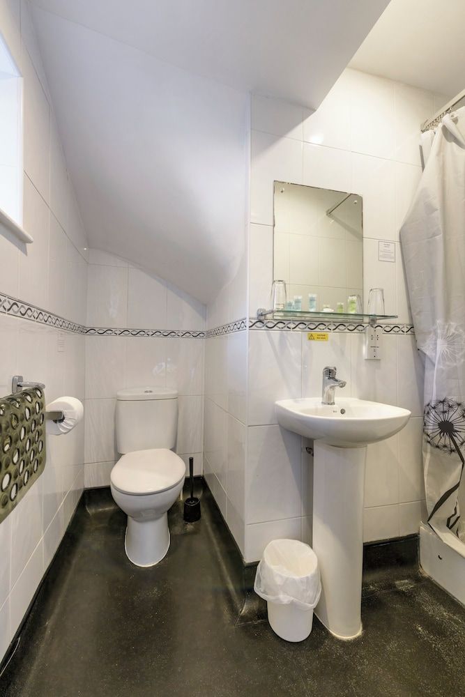 The Cornerhouse Double Room 5