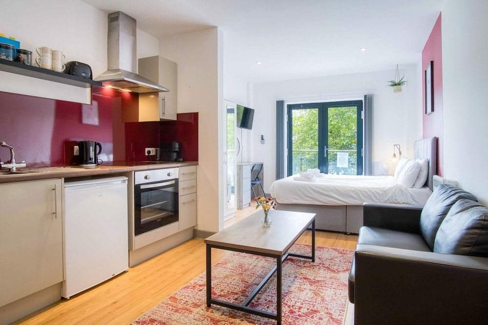 Apartment (0 Bedroom)