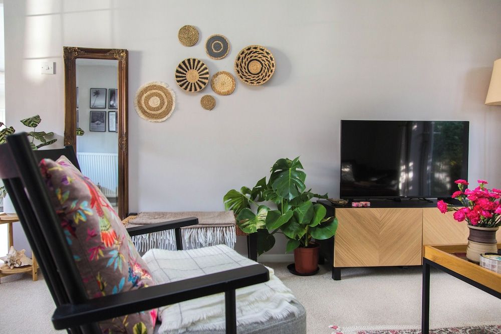 Calm Private Annex Ideal to Work, Rest & Explore House, 1 Bedroom, Garden View 9