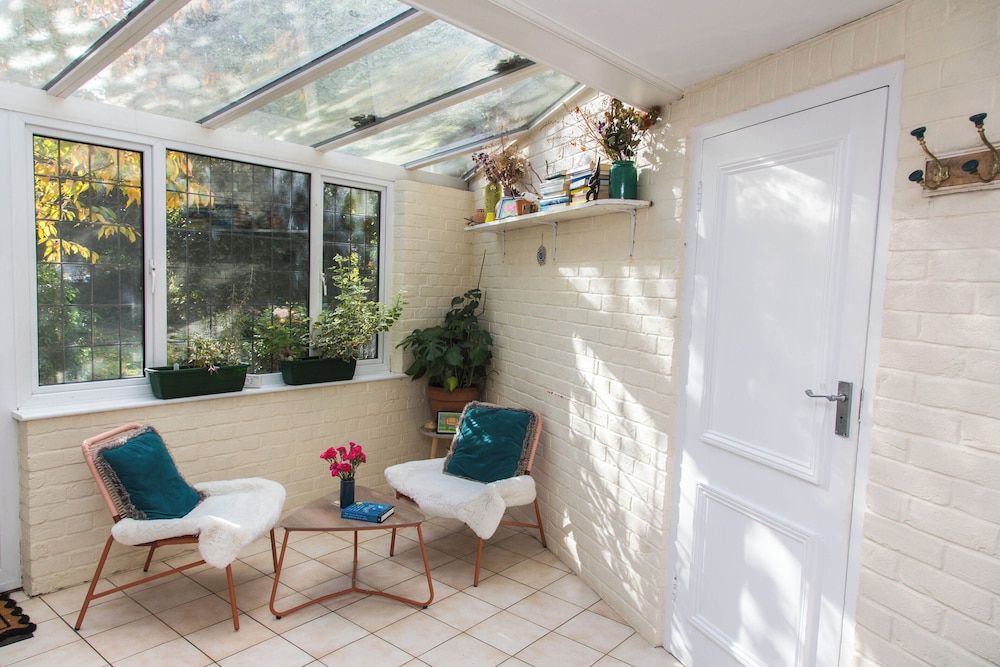 Calm Private Annex Ideal to Work, Rest & Explore House, 1 Bedroom, Garden View 15