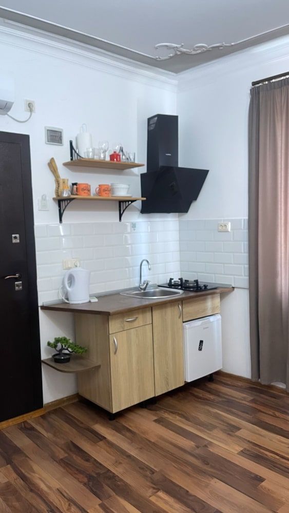 Warm House Comfort Apartment, Balcony, Garden View 4