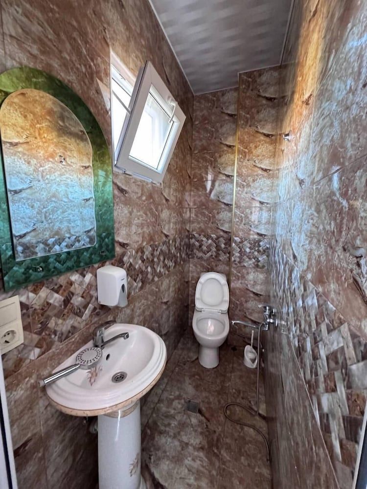 Llia hotel Classic Suite, 1 Double Bed, Non Smoking, City View 13