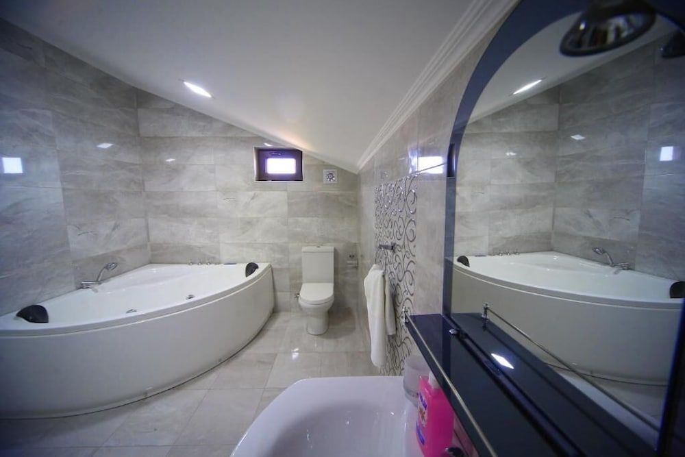 Hotel Harmony Comfort Double Room, Balcony, Garden View 3