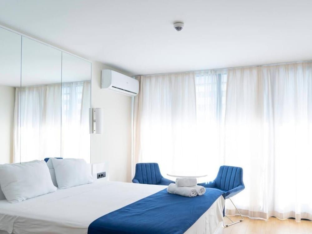 Holiday in orbi city Classic Studio, Sea View 6