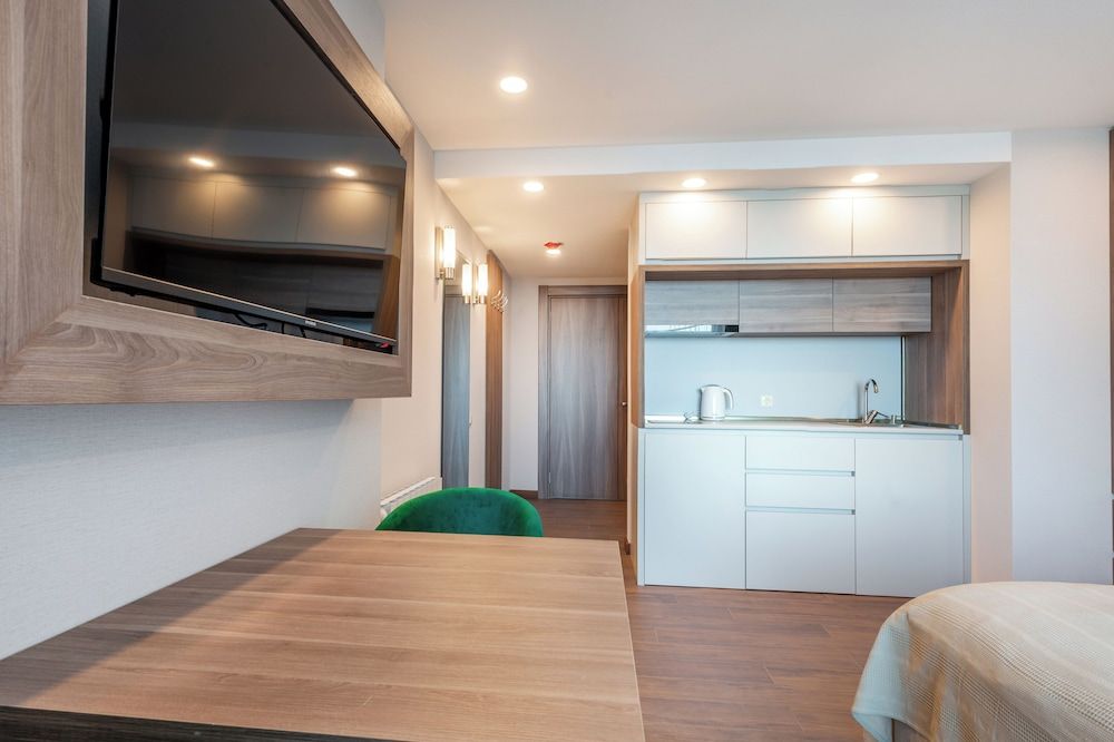 Sunset Residence & Hotel Batumi Studio 4