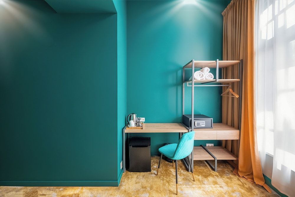 Triple Room, City View