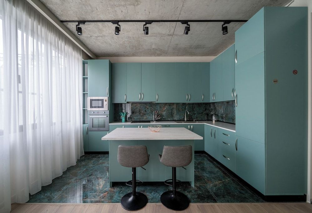 Niabi 3BDR Cozy Apartments Comfort Apartment, 3 Bedrooms, Lanai, City View 7